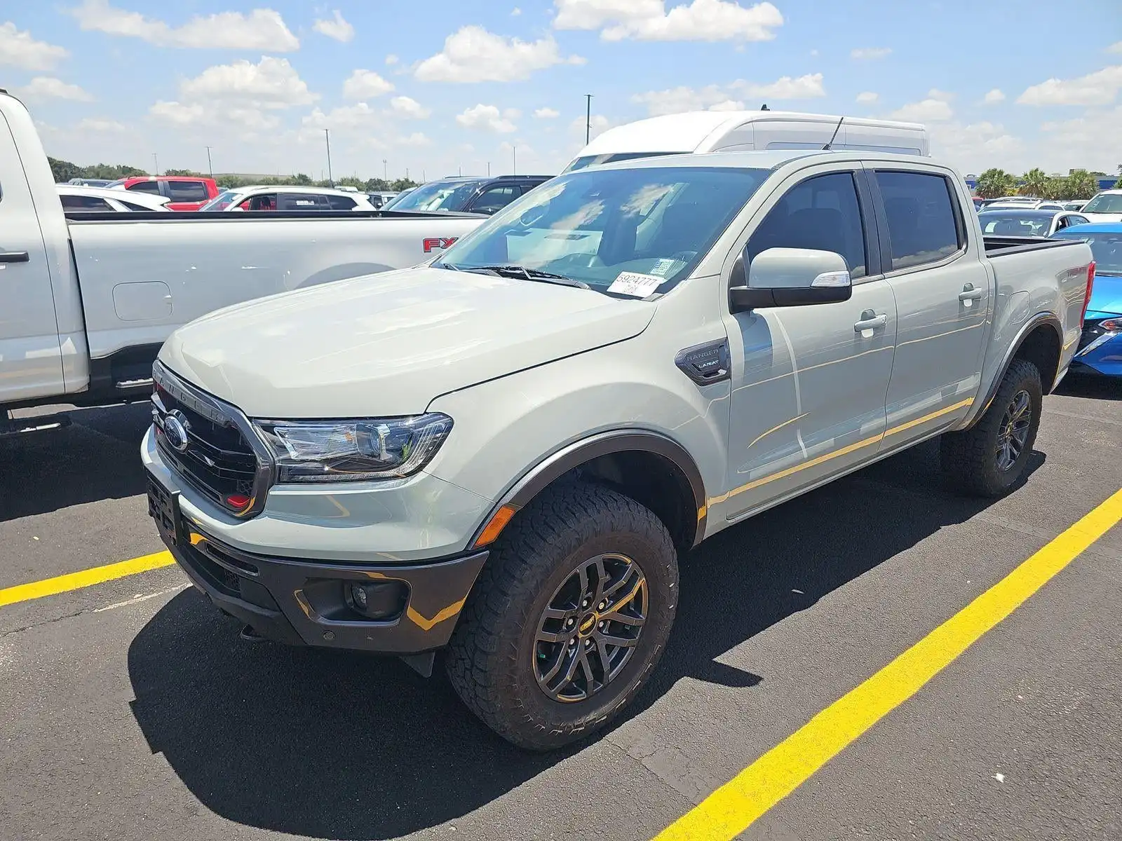 2021 Ford Ranger Lariat 4x4 SuperCrew 5' Box's photo