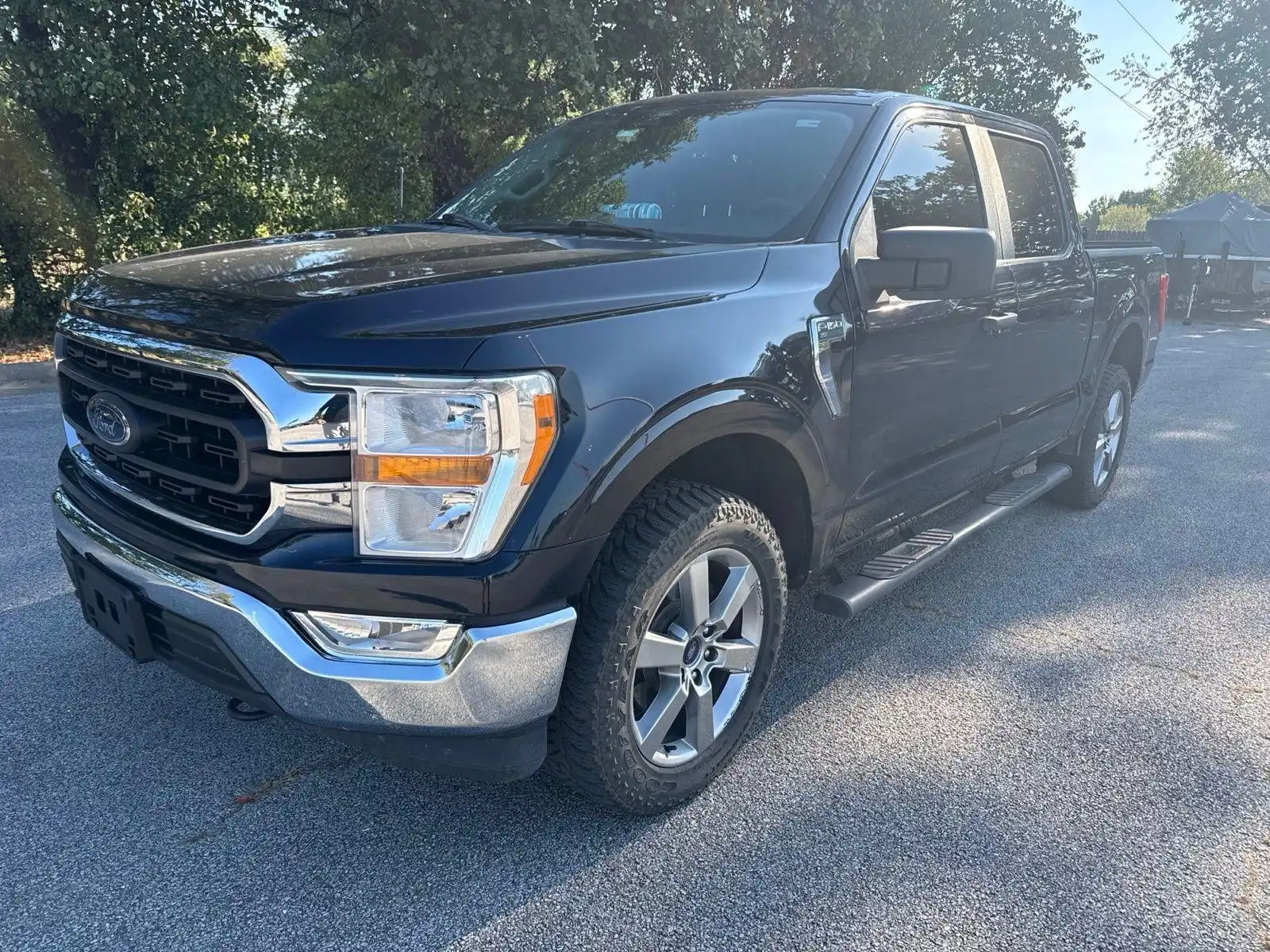 2021 Ford F-150 XLT 4WD SuperCrew 5-1/2' Box's photo