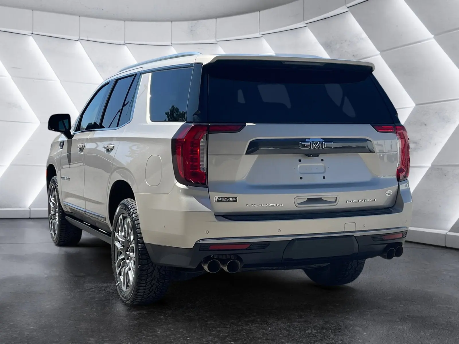 2024 GMC Yukon 4WD Denali Ultimate photo 4