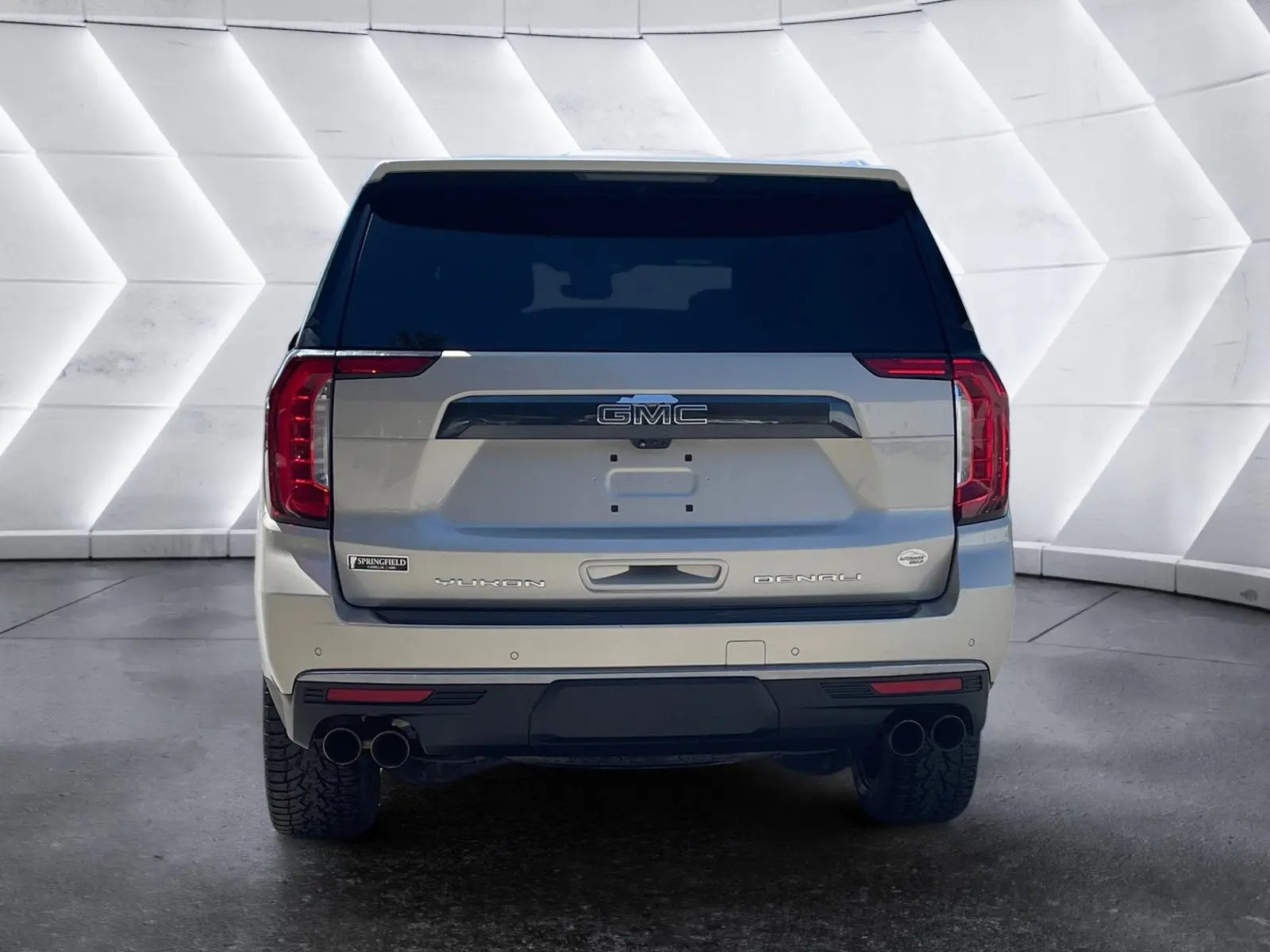 2024 GMC Yukon 4WD Denali Ultimate photo 5