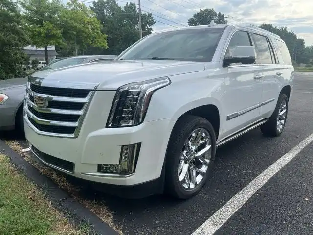 2016 Cadillac Escalade AWD Premium's photo