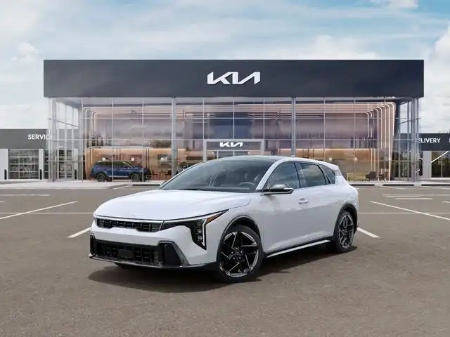 2026 Kia K4 GT-Line AT Hatchback's photo