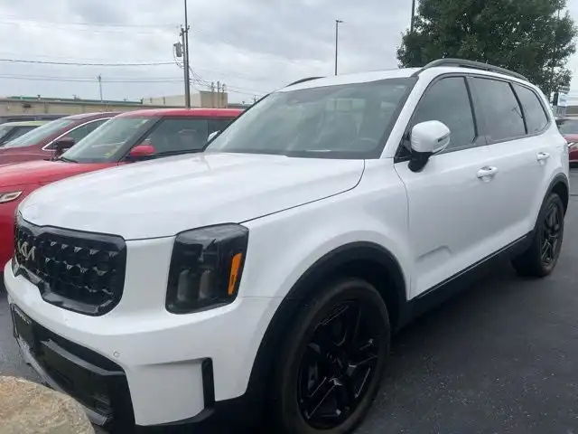 2024 Kia Telluride SX Prestige X-Line AWD's photo
