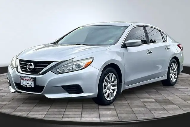 2016 Nissan Altima 2.5 S photo 1