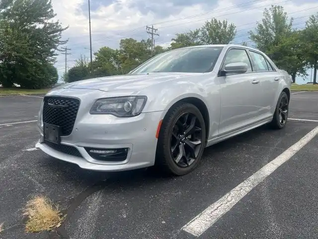 2021 Chrysler 300 Touring L RWD's photo