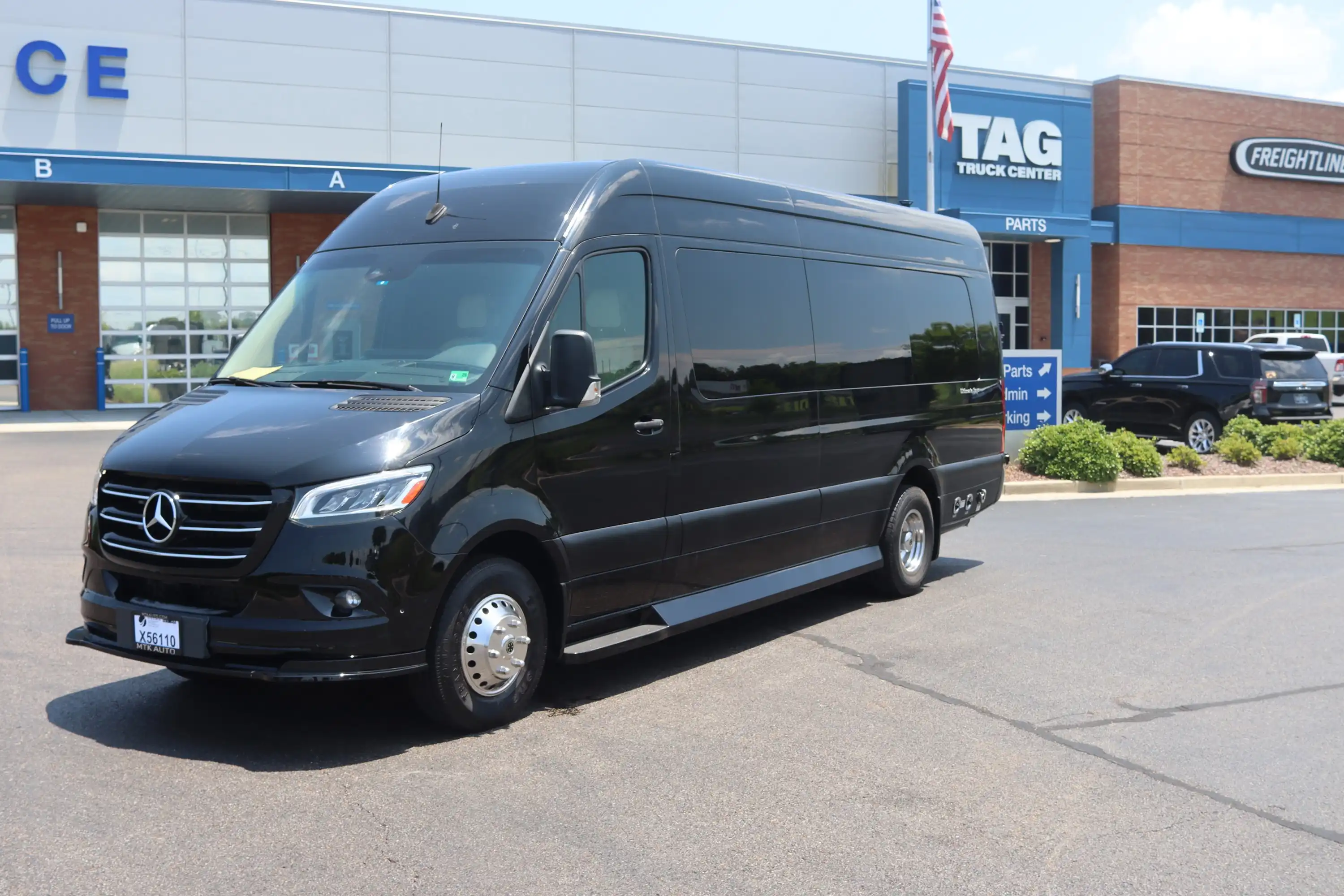 2019 Mercedes-Benz Sprinter 3500XD 170 WB Ext High Roof's photo