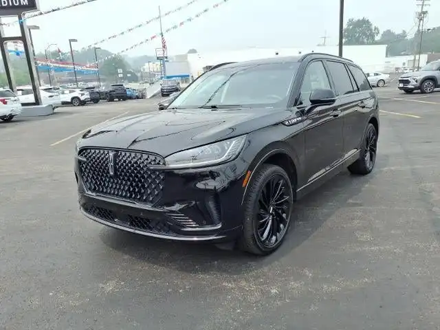 2025 Lincoln Aviator Reserve AWD's photo