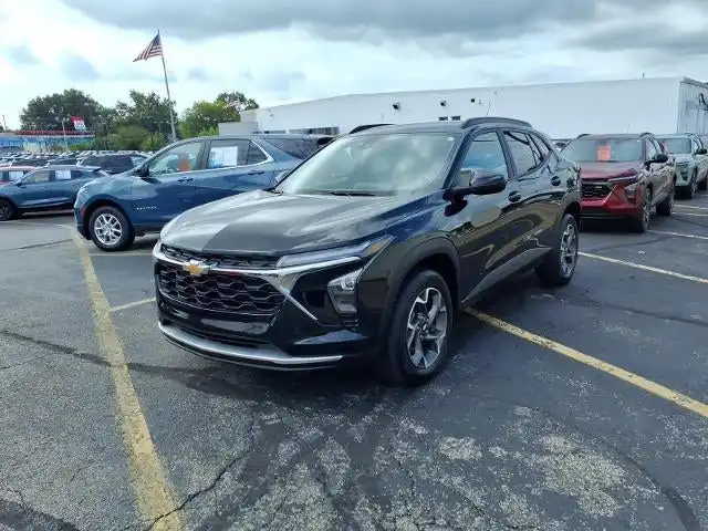 2024 Chevrolet Trax LT's photo