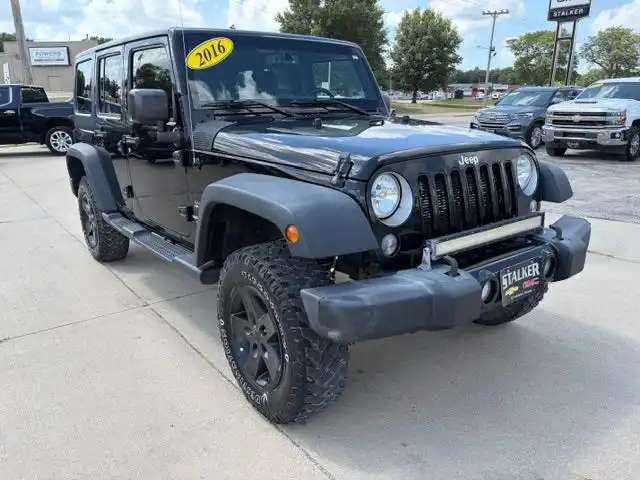 2016 Jeep Wrangler Sahara's photo