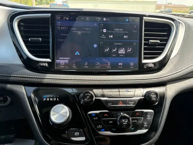2025 Chrysler Pacifica Limited photo 4