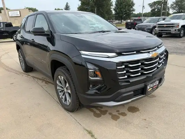 2027 Chevrolet Equinox AWD LT 1.5T's photo