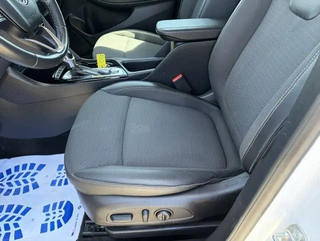 2023 Buick Encore GX Select AWD photo 5