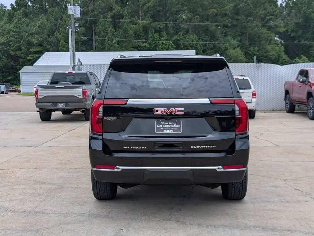 2026 GMC Yukon 2WD Elevation photo 3