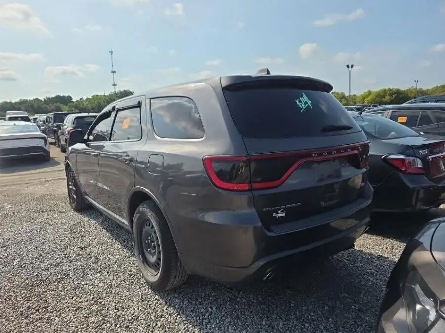 2016 Dodge Durango R/T RWD photo 3