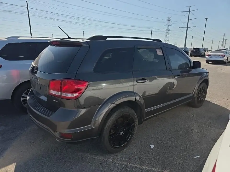 2017 Dodge Journey GT AWD photo 3