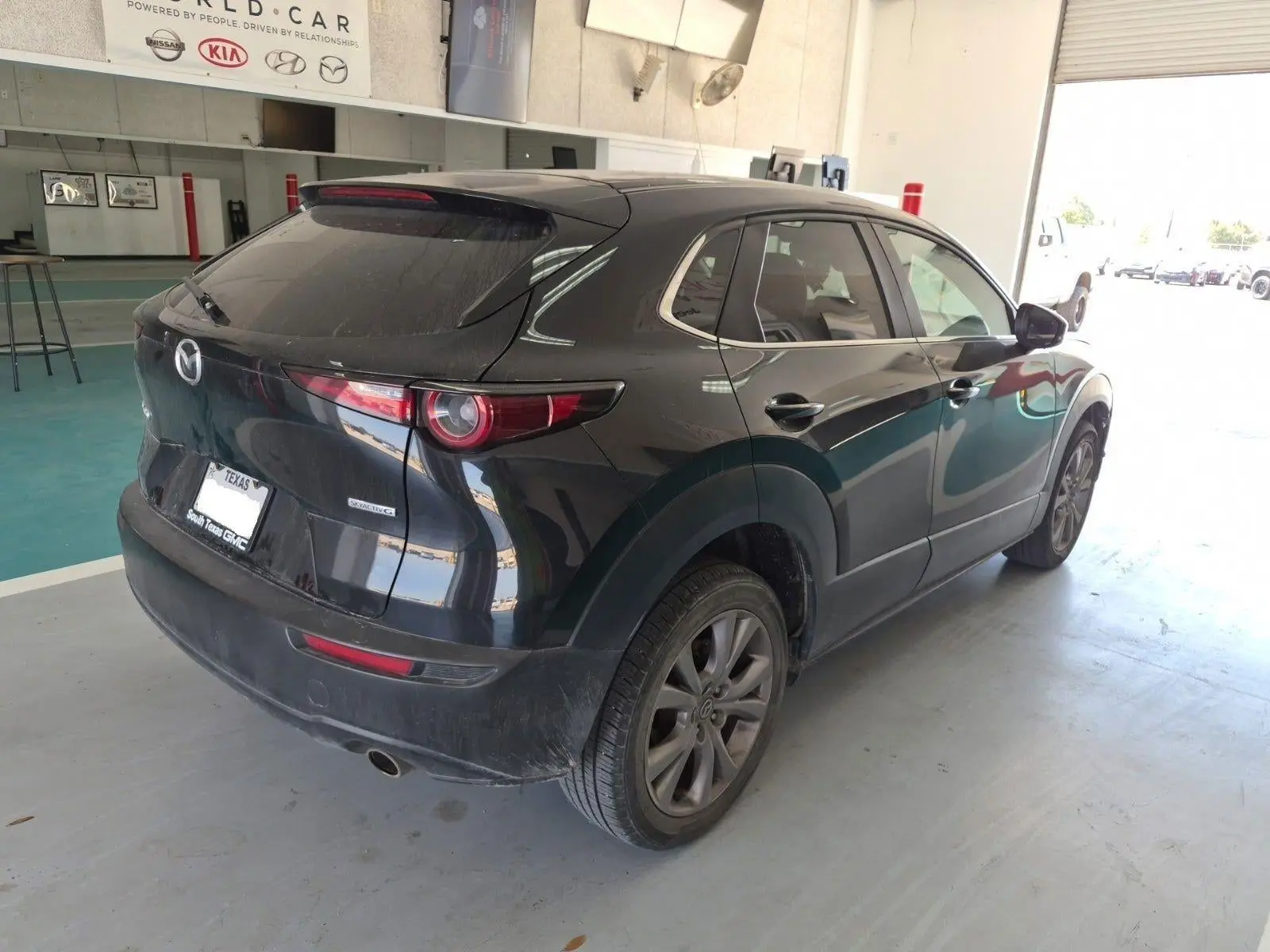 Vehicle Image 2