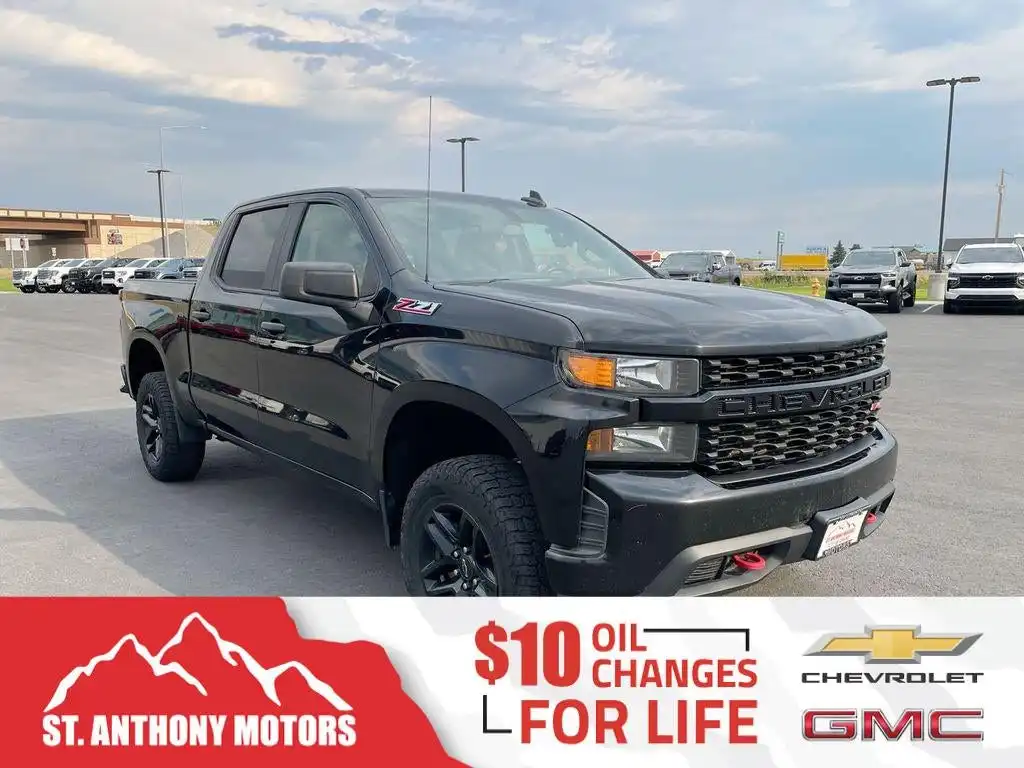 2020 Chevrolet Silverado 1500 Custom Trail Boss 4X4 Crew Cab Short Box's photo