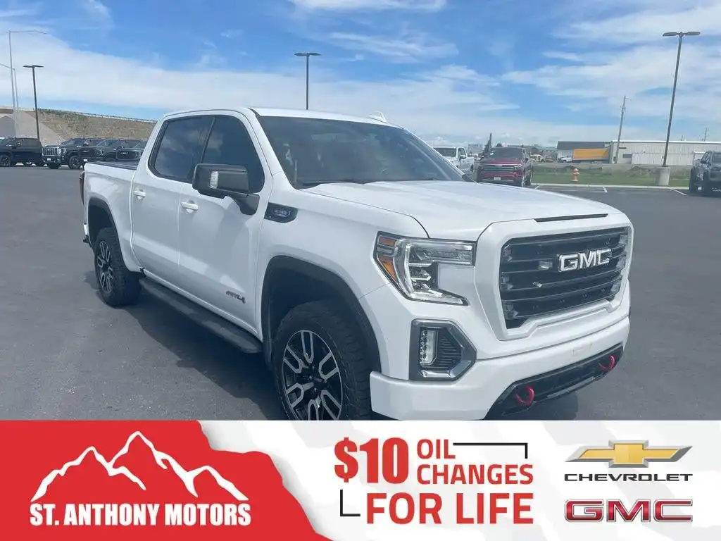 2021 GMC Sierra 4WD Crew Cab Short Box AT4's photo