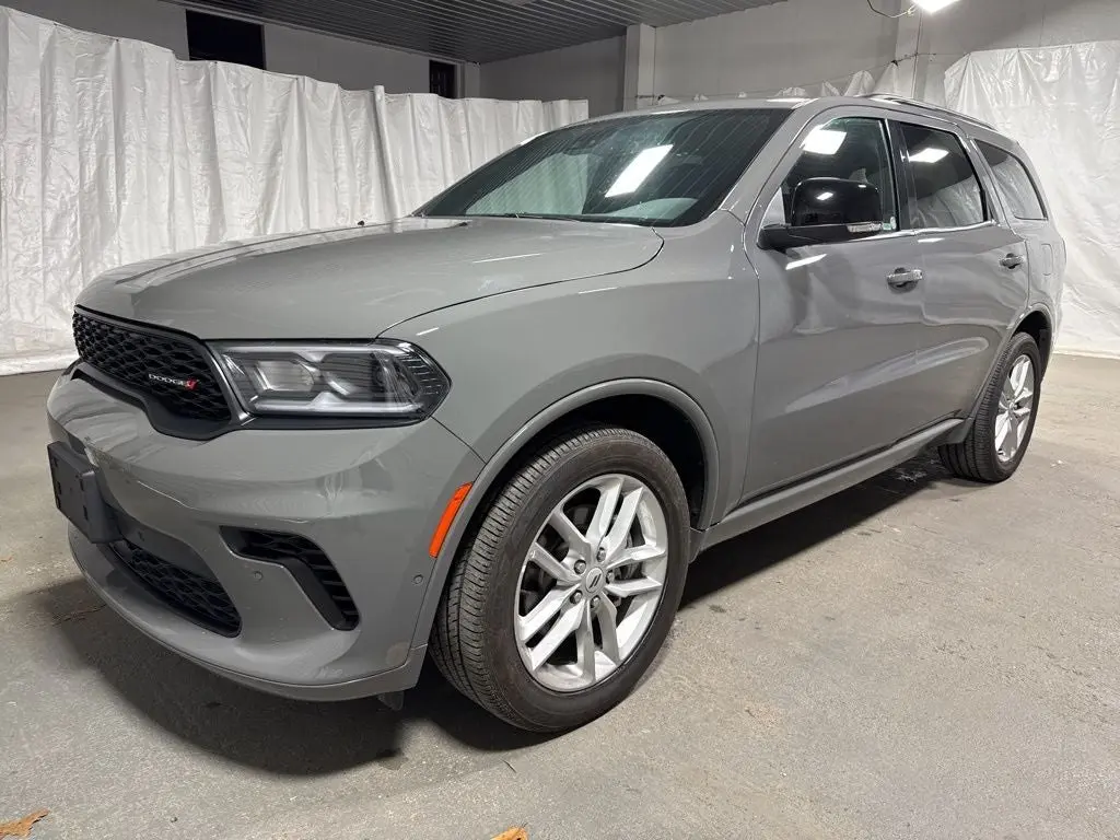 2025 Dodge Durango GT Plus AWD photo 3