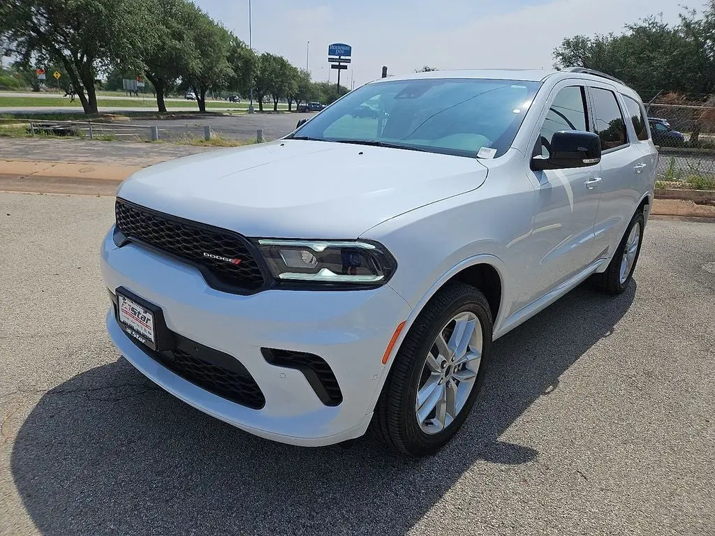 2026 Dodge Durango GT AWD Plus photo 3