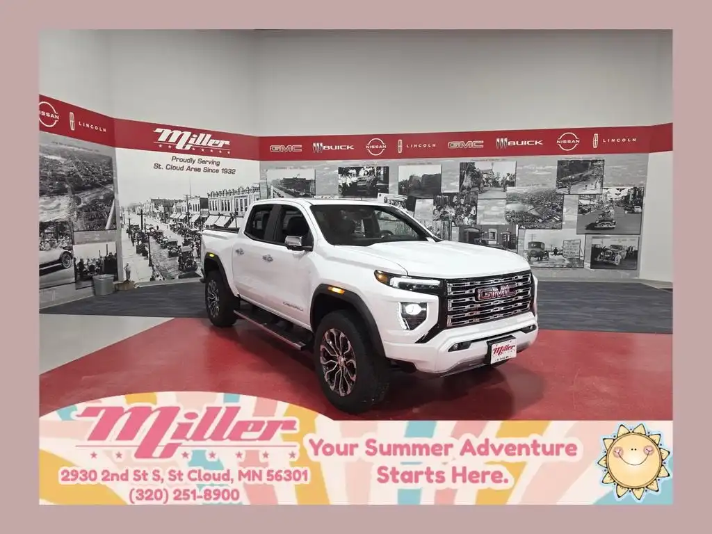 2026 GMC Canyon 4WD Denali Crew Cab Short Box's photo
