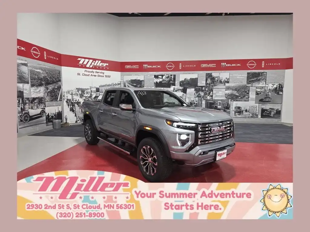 2026 GMC Canyon 4WD Denali Crew Cab Short Box's photo