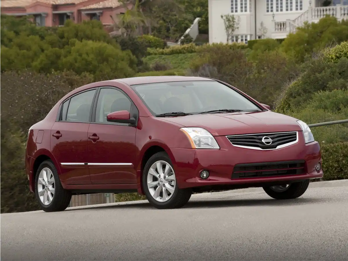 2012 Nissan Sentra 2.0 SR CVT's photo