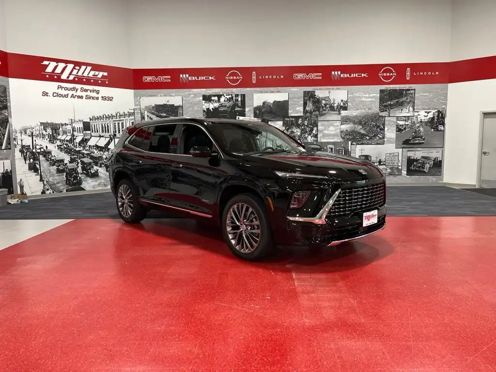 2026 Buick Enclave Avenir AWD's photo