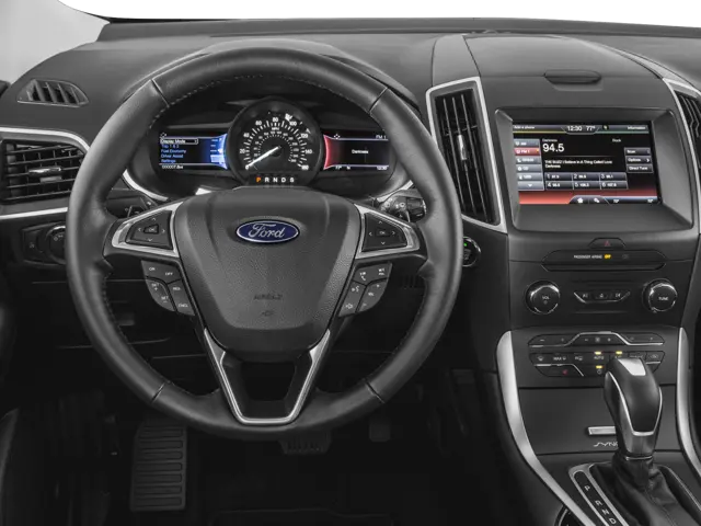 2017 Ford Edge Titanium AWD photo 5