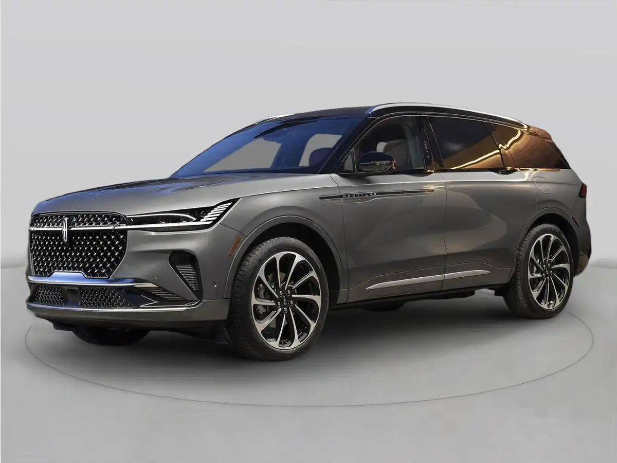 2026 Lincoln Nautilus Reserve AWD's photo