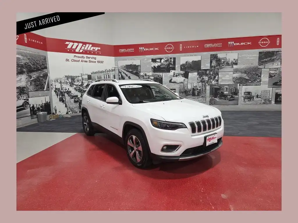 2019 Jeep Cherokee Limited 4X4's photo