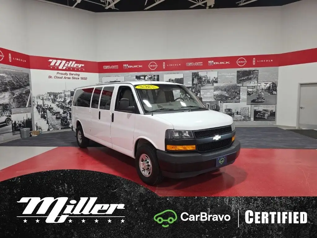 2023 Chevrolet Express LS 3500 Extended photo 1