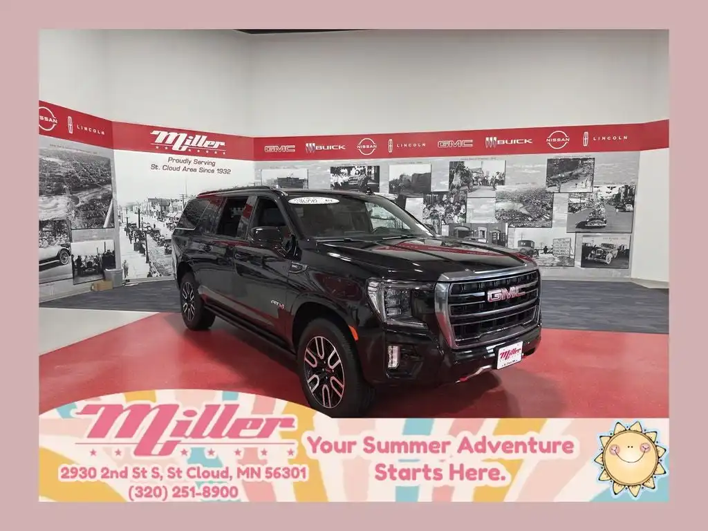 2021 GMC Yukon 4WD AT4's photo