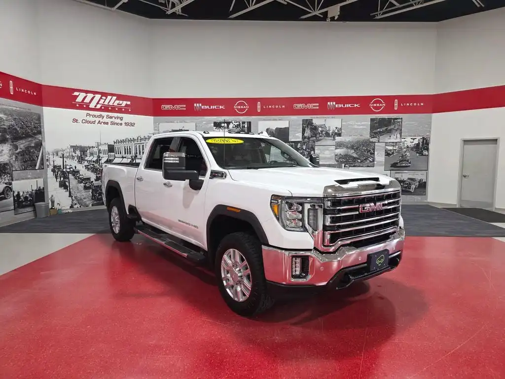 2020 GMC Sierra 4WD Crew Cab Standard Box SLT's photo