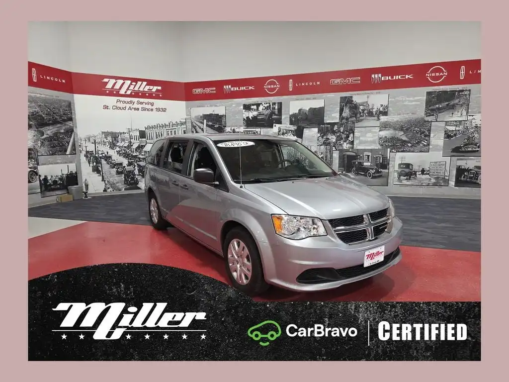 2019 Dodge Grand Caravan SE's photo
