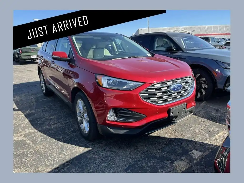 2022 Ford Edge Titanium AWD's photo