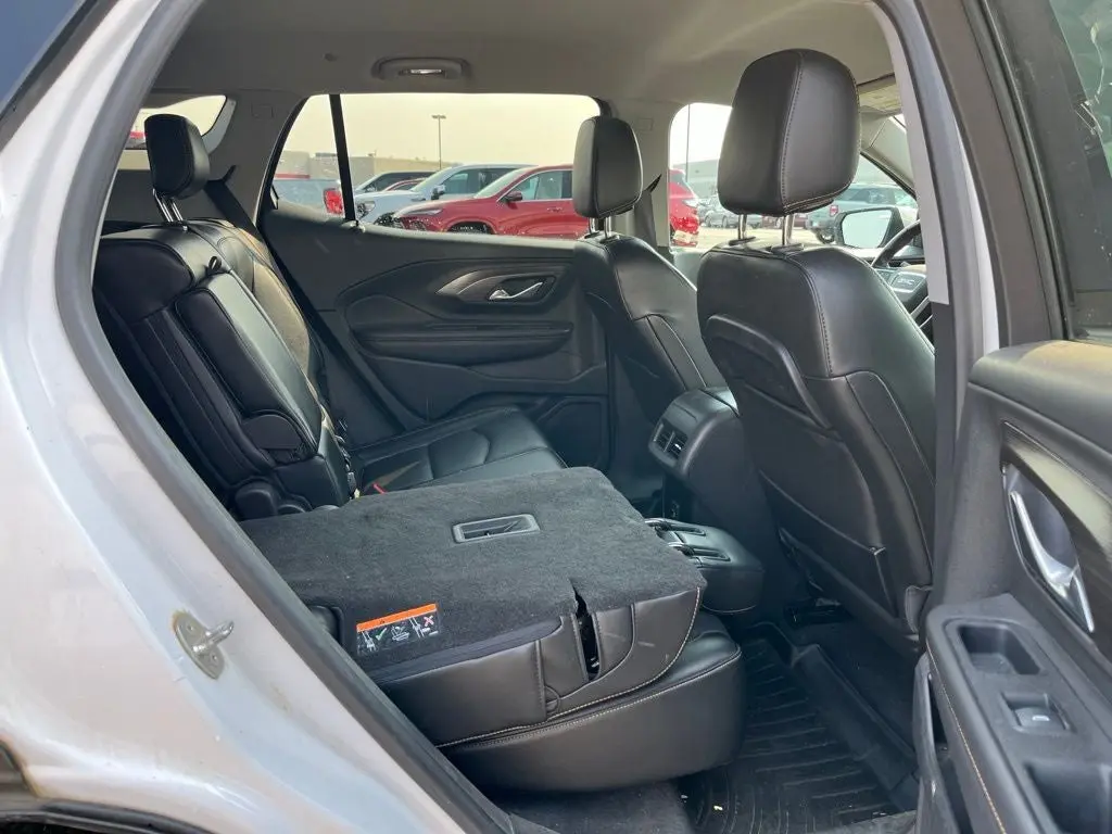 2020 GMC Terrain SLT AWD photo 3