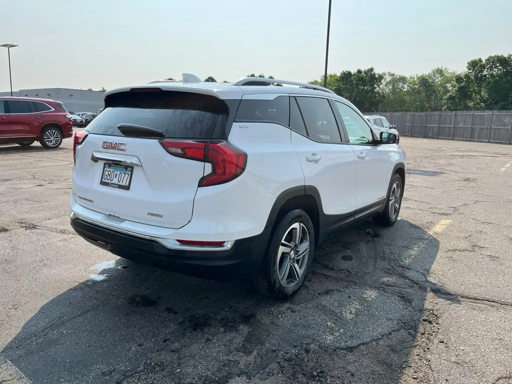 2020 GMC Terrain SLT AWD photo 4