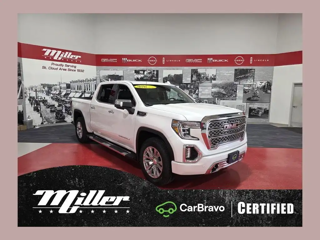 2021 GMC Sierra 4WD Crew Cab Short Box Denali's photo