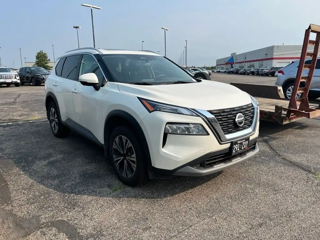 2021 Nissan Rogue SV AWD's photo