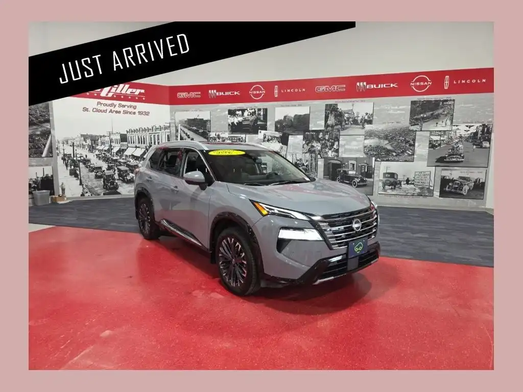 2024 Nissan Rogue Platinum AWD's photo