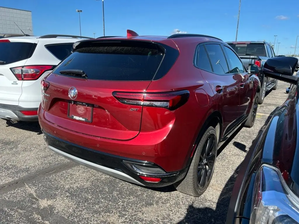 2023 Buick Envision Essence AWD photo 4