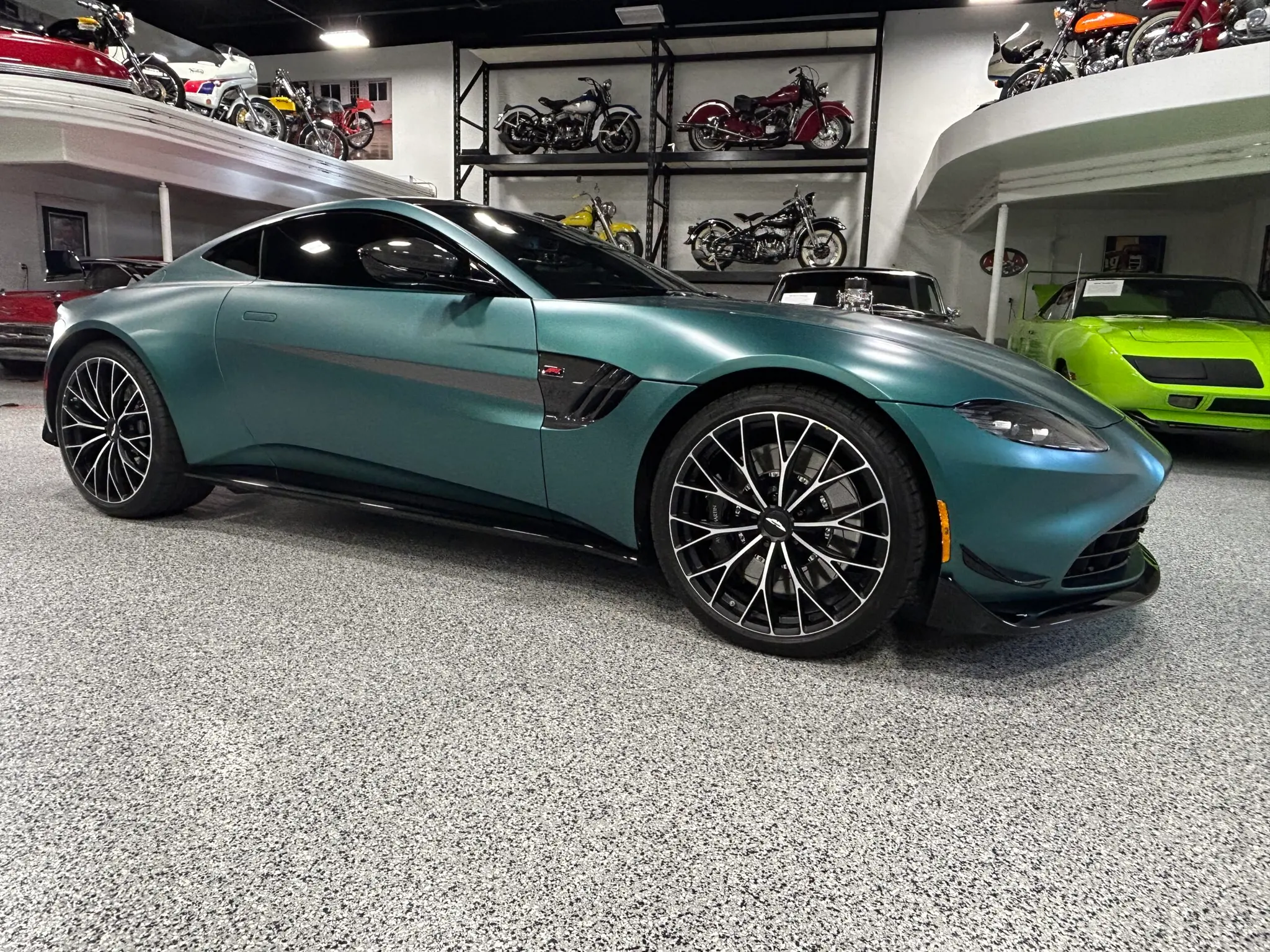 Vehicle Image 2