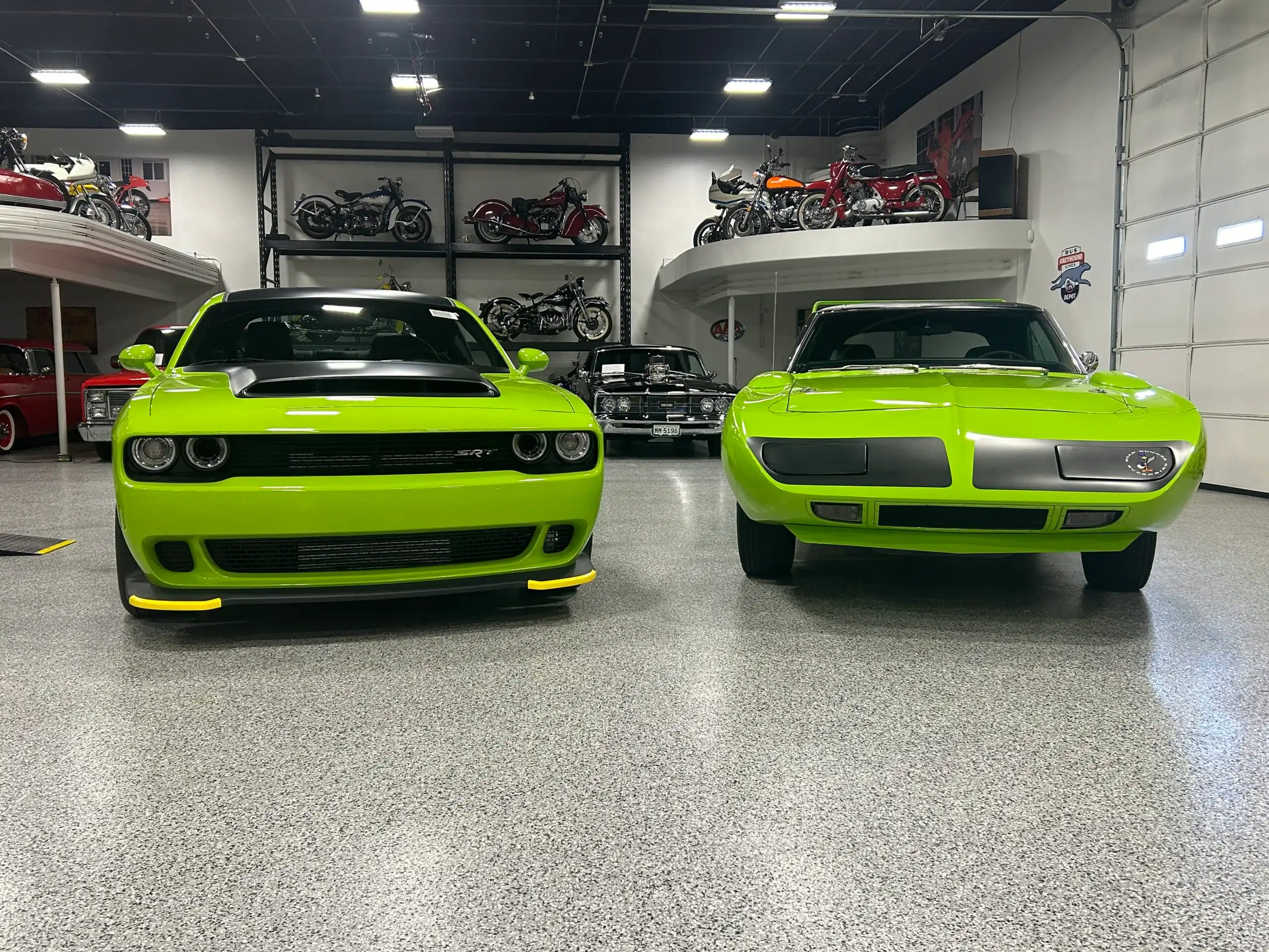 2023 Dodge Challenger SRT Hellcat Redeye WD Jailbreak Auto's photo
