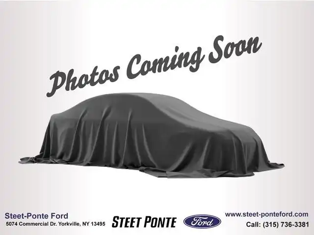 2023 Ford Explorer XLT 4WD's photo