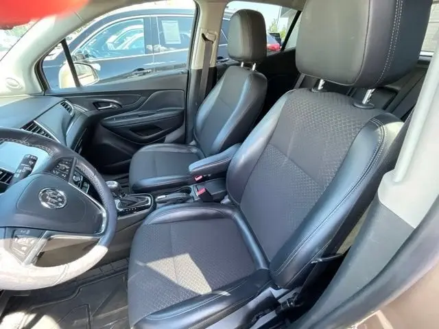 2019 Buick Encore Preferred photo 3