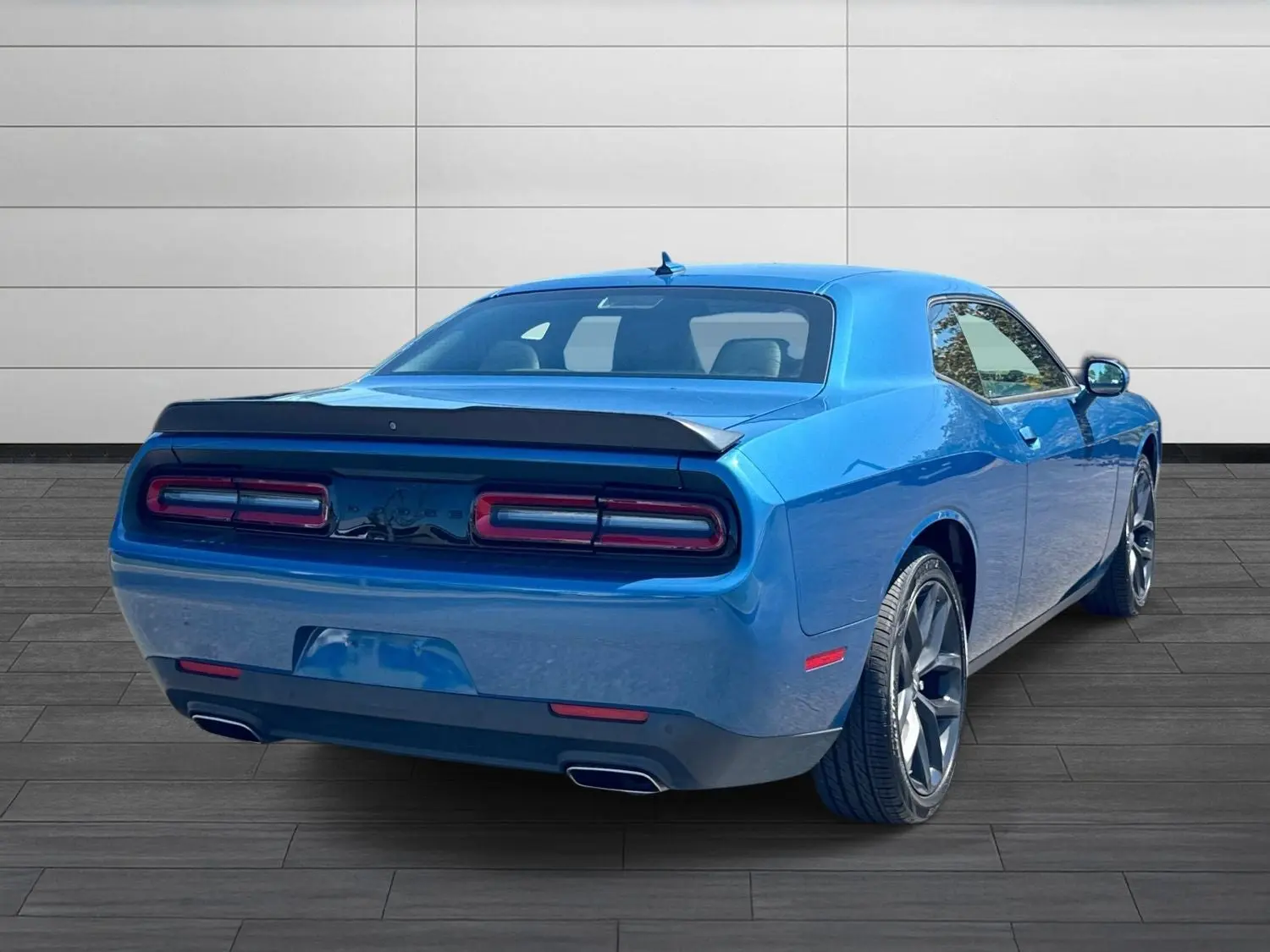 2022 Dodge Challenger SXT Auto photo 5