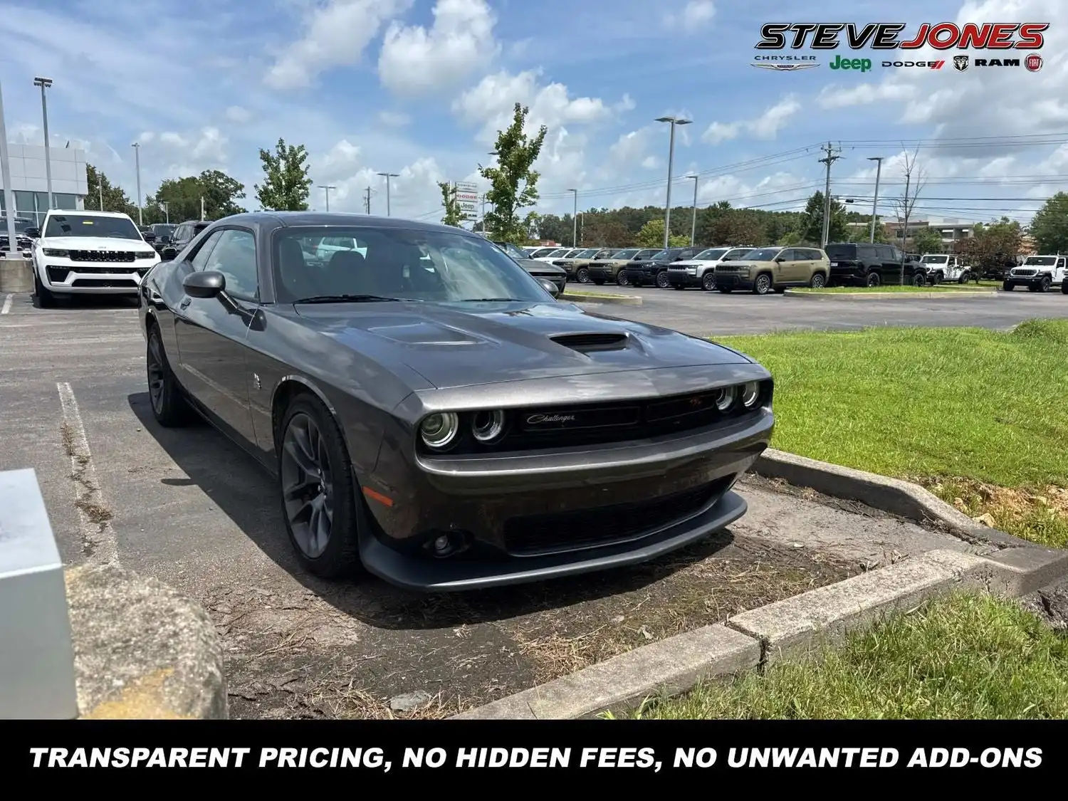 2023 Dodge Challenger R/T Scat Pack's photo