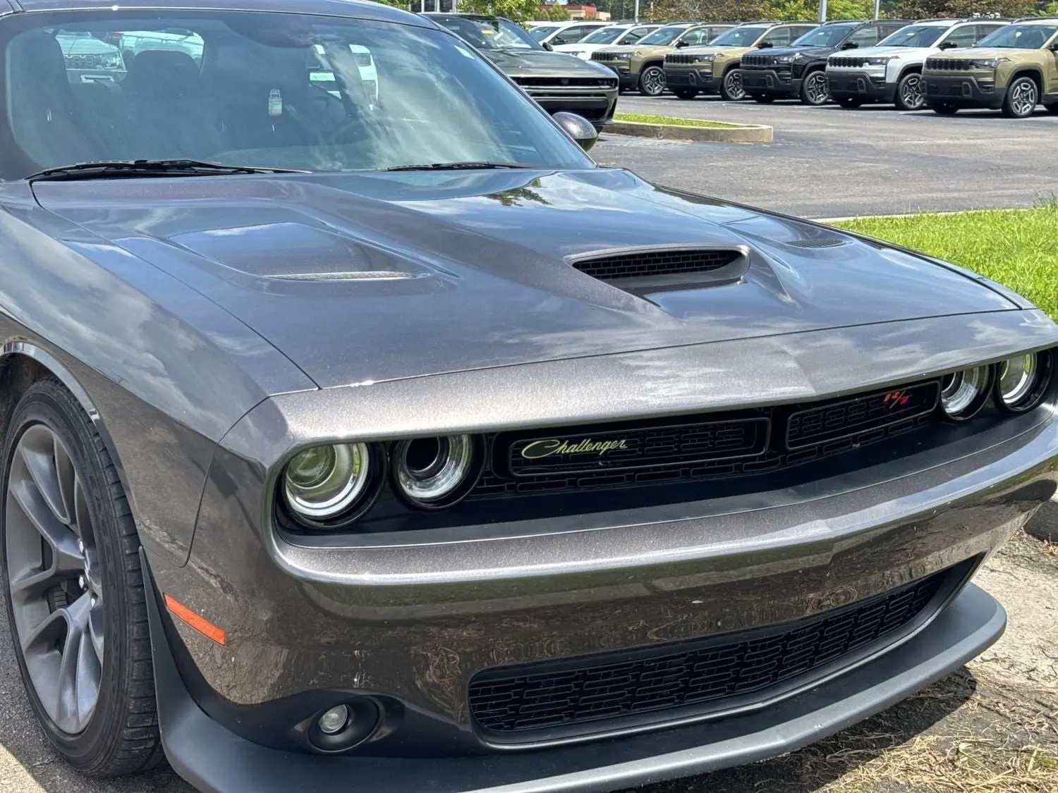 2023 Dodge Challenger R/T Scat Pack photo 3