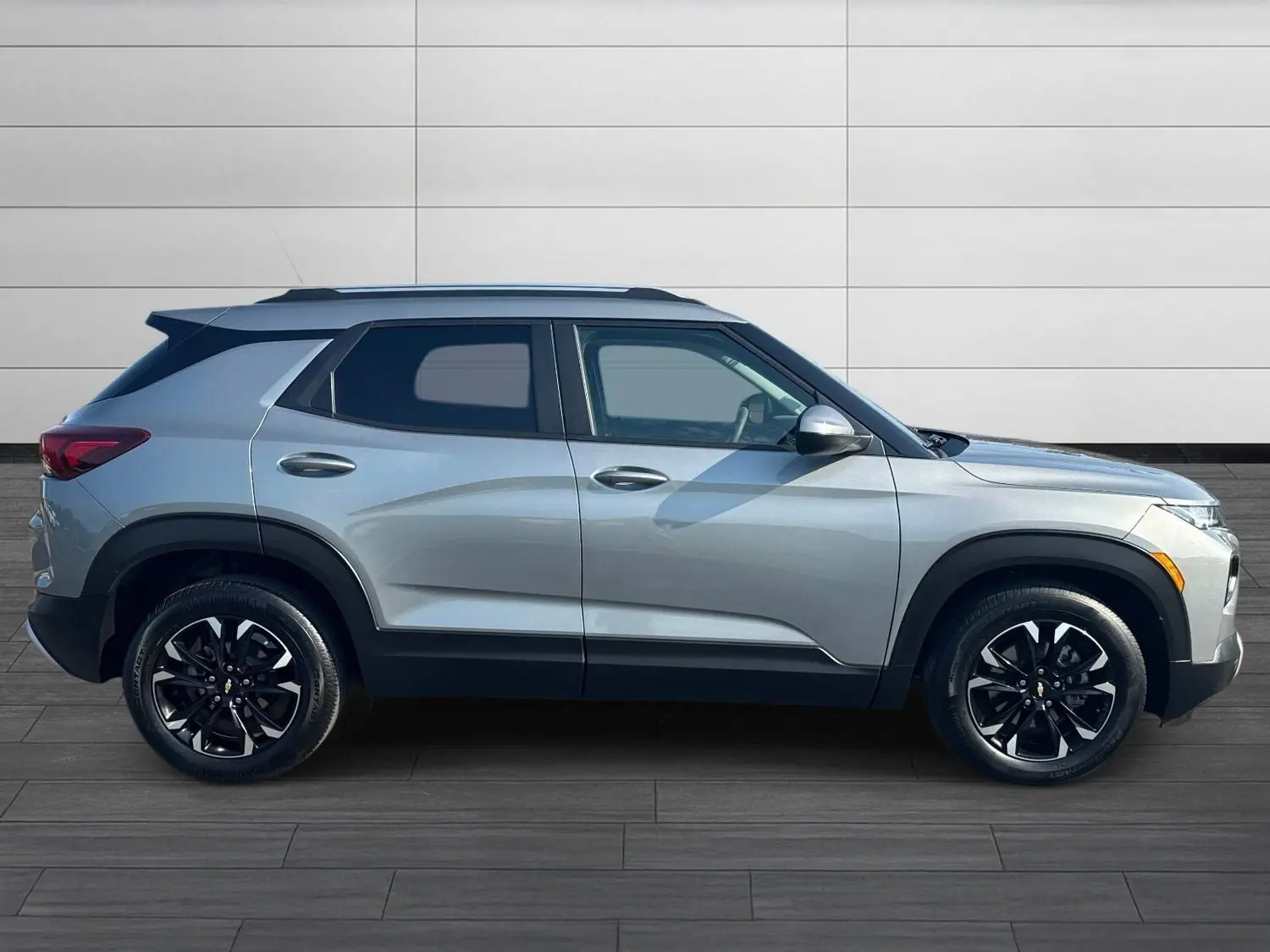 2023 Chevrolet Trailblazer LT photo 3